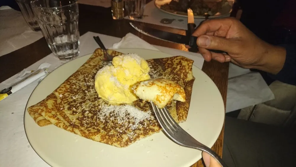 Crêpe Nutella Boule de Glace Vanille